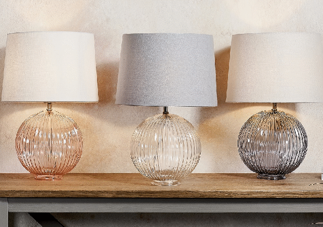 Ideias de Iluminação Criativa para Interiores: Tendências e Inspirações
